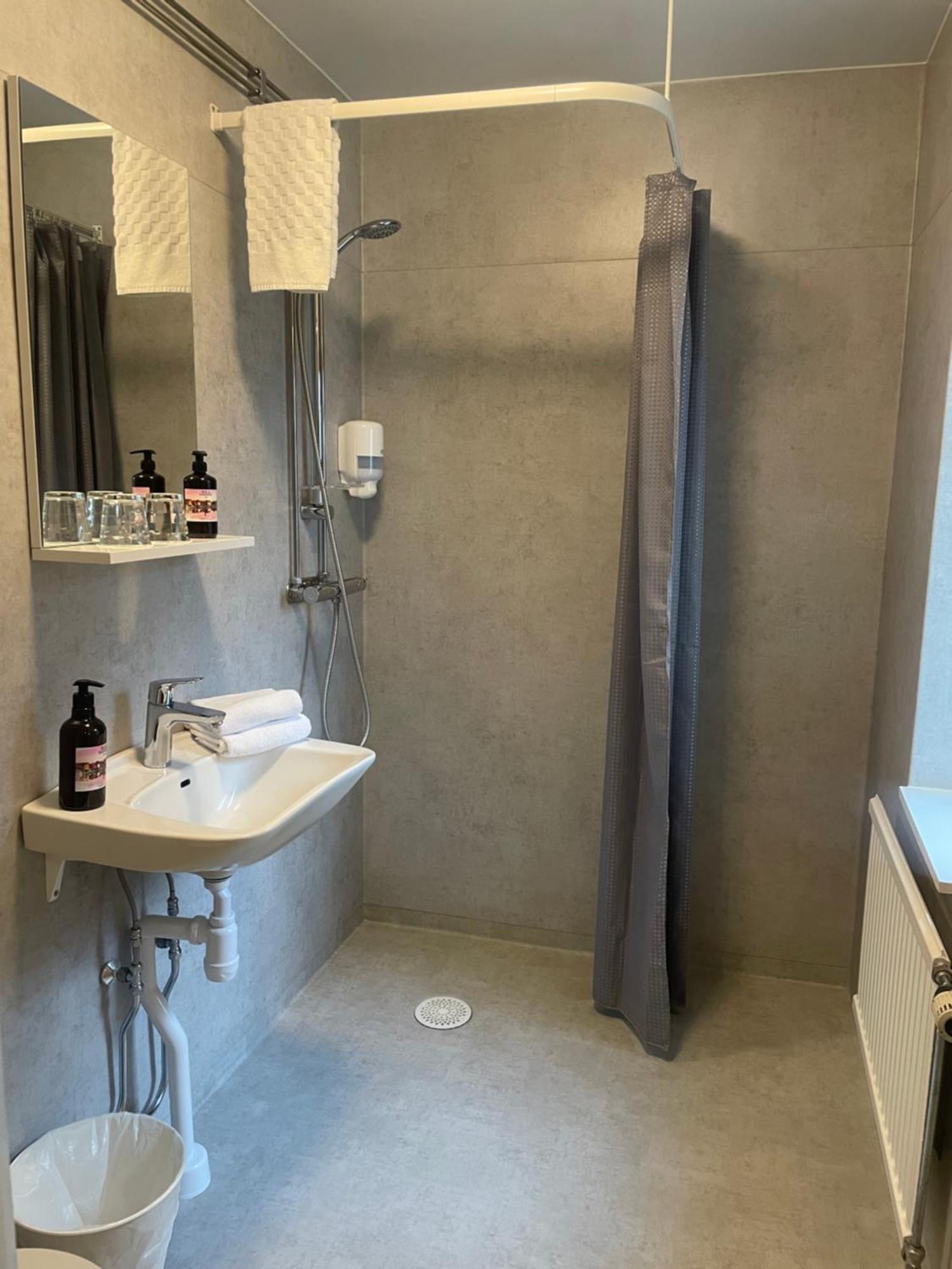 Hotell Briggen I Åhus Kültér fotó